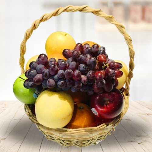Fresh Fruit Basket Delight