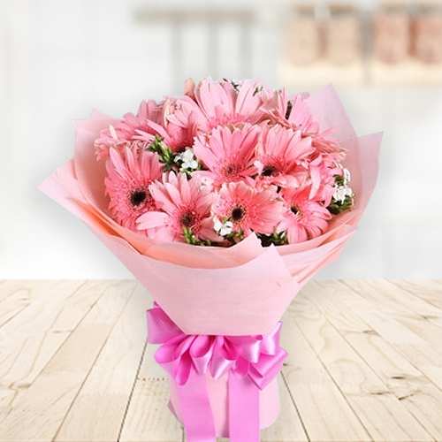 Classic Gerbera Arrangement