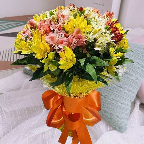 Elegant Colorful Bouquet