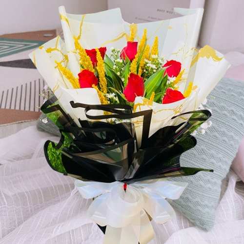 6 Classic Red Rose Bouquet