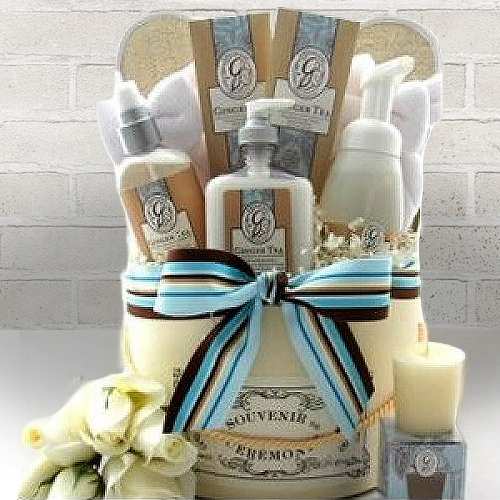 Organic And Natural Spa Gift Set