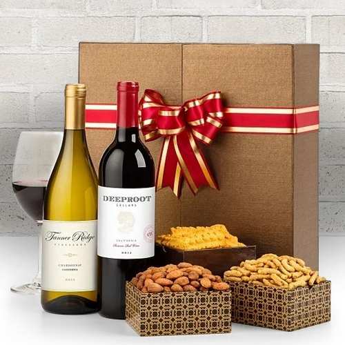 Wine Duo And Snacks