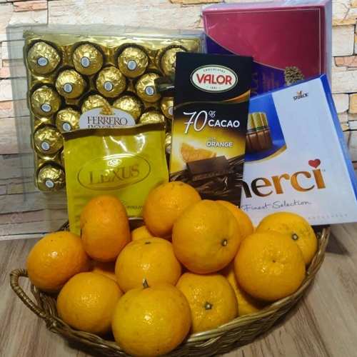 Fruits And Chocolate Hamper