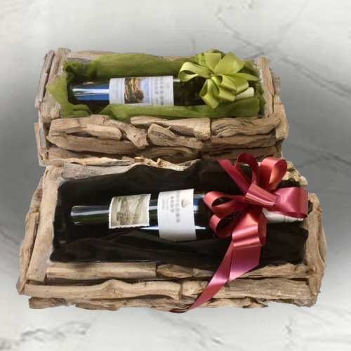 Red And White Wine Duo