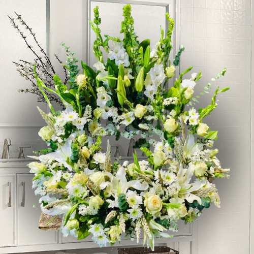 Warm Condolence White Arrangement